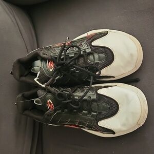 Basketball Shoe